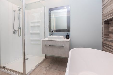 Photo of property in 44 Alpha Avenue, Strowan, Christchurch, 8052