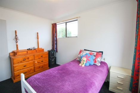 Photo of property in 27 Queen Street, Pareora, 7912