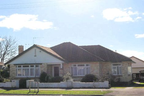 Photo of property in 25 Naylor Street, Hamilton East, Hamilton, 3216