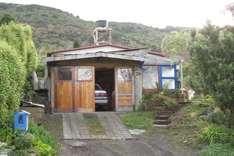 Photo of property in 29 Waireka Street, Ravensbourne, Dunedin, 9022