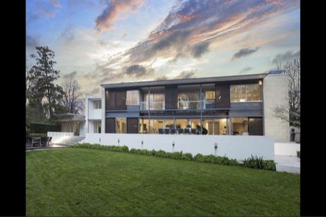 Photo of property in 8 Saint Barnabas Lane, Fendalton, Christchurch, 8052