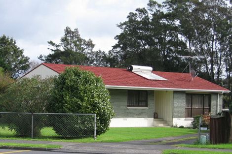 Photo of property in 111 Botany Road, Botany Downs, Auckland, 2010