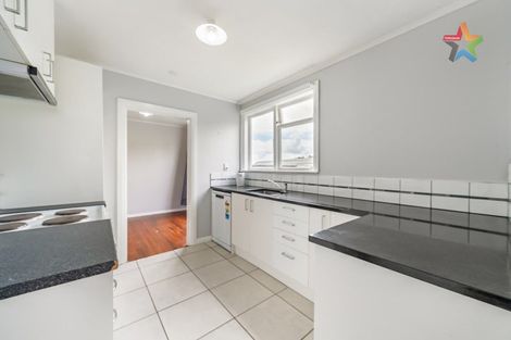 Photo of property in 40 Bell Street, Tawa, Wellington, 5028
