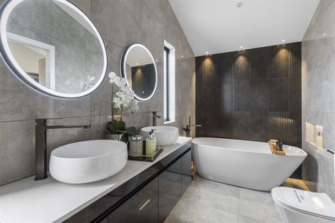 Photo of property in 33 Kikorangi Drive, Wainui, Silverdale, 0992