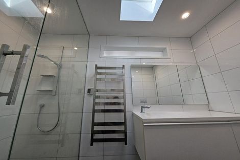 Photo of property in 28 Bloomfield Terrace, Hutt Central, Lower Hutt, 5010