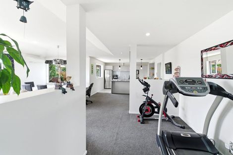 Photo of property in 15 Cridland Place, Halswell, Christchurch, 8025