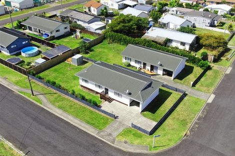 Photo of property in 9 Opatito Road, Paeroa, 3600
