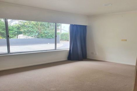 Photo of property in 100 Clevedon Road, Papakura, 2110
