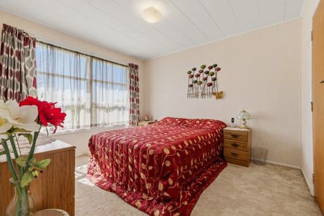 Photo of property in 13 Kenmore Place, Tokoroa, 3420