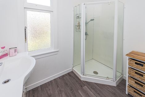 Photo of property in 2 Moore Avenue, Tawhero, Whanganui, 4501