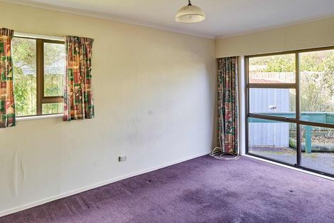 Photo of property in 3 Naver Place, Papakowhai, Porirua, 5024