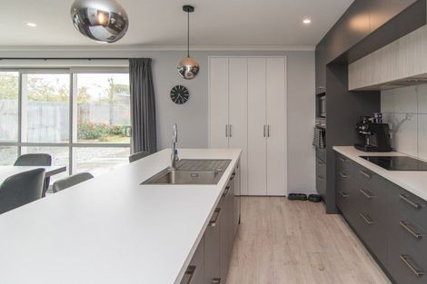 Photo of property in 16 Thomas Street, West End, Timaru, 7910