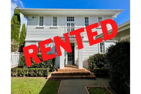 Photo of property in 28 Jubilee Avenue, Devonport, Auckland, 0624