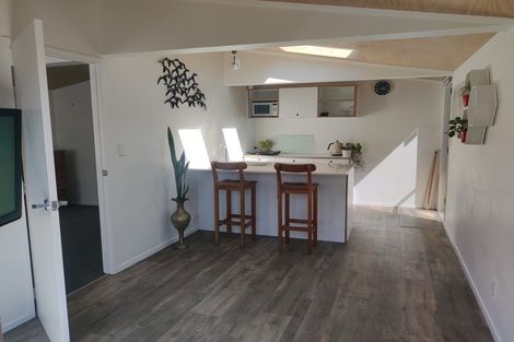 Photo of property in 10 Kotuku Place, Snells Beach, 0920