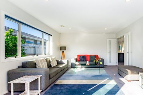 Photo of property in 37 San Priamo Place, Paraparaumu Beach, Paraparaumu, 5032