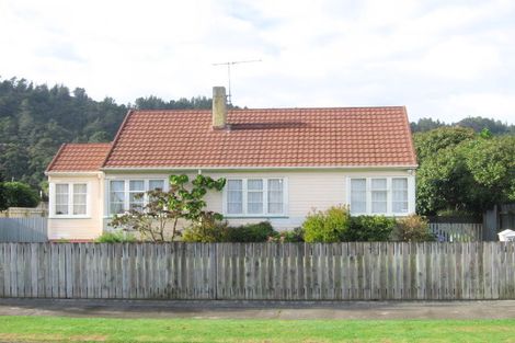 Photo of property in 28 Biddle Crescent, Taita, Lower Hutt, 5011