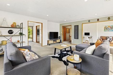 Photo of property in 8 Charthouse Lane, Whitby, Porirua, 5024