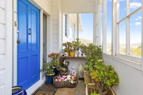 Photo of property in 24 Turriff Crescent, Tawa, Wellington, 5028