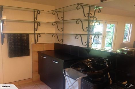 Photo of property in 302 Park Road, Hokowhitu, Palmerston North, 4410