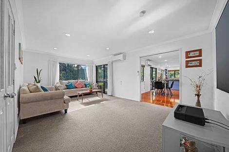 Photo of property in 4 Janome Place, Bucklands Beach, Auckland, 2014