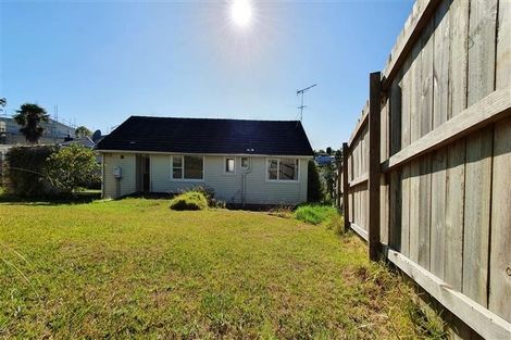 Photo of property in 1/26 Becroft Drive, Forrest Hill, Auckland, 0620