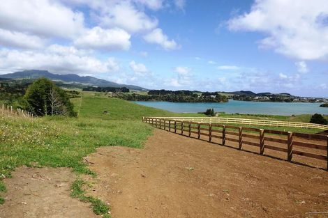 Photo of property in 245 Hills Road, Raglan, 3295