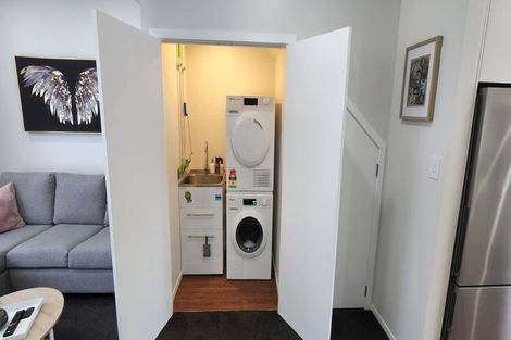 Photo of property in 11 Josland Lane, Wallaceville, Upper Hutt, 5018