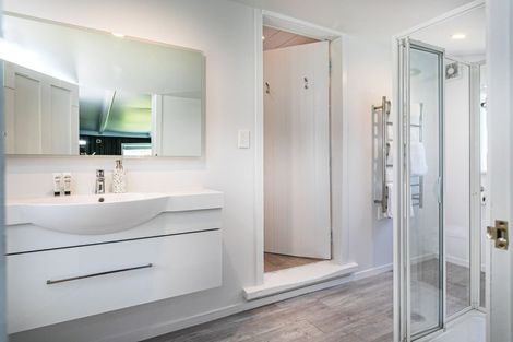 Photo of property in 316 Wharf Road, Coromandel, 3506