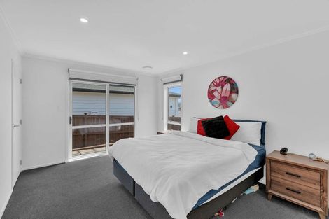 Photo of property in 16 Kiwa Crescent, Gulf Harbour, Whangaparaoa, 0930