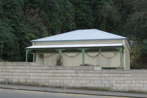 Photo of property in 27 Chaucer Road, Hospital Hill, Napier, 4110