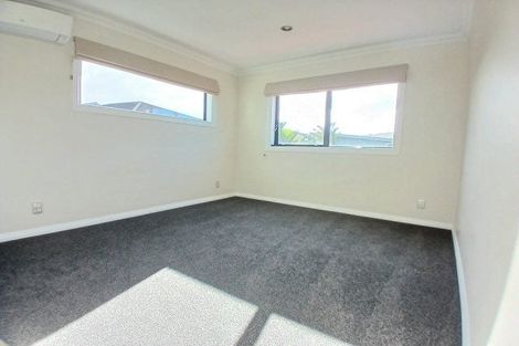 Photo of property in 30 Mo Street, Camborne, Porirua, 5026