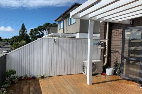 Photo of property in 27 Komanawa Lane, Mount Wellington, Auckland, 1062