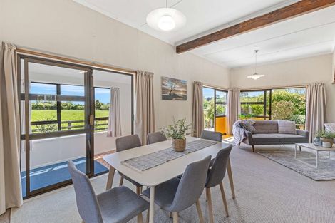 Photo of property in 1038 Mountain Road, Waiongana, Inglewood, 4389