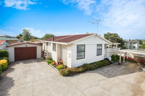 Photo of property in 2 Nyanza Street, Nawton, Hamilton, 3200