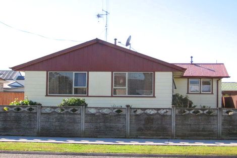 Photo of property in 60 Heath Street, St Andrews, Hamilton, 3200