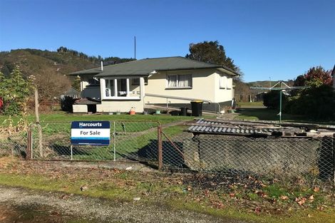 Photo of property in 51 Victory Street, Reefton, 7830