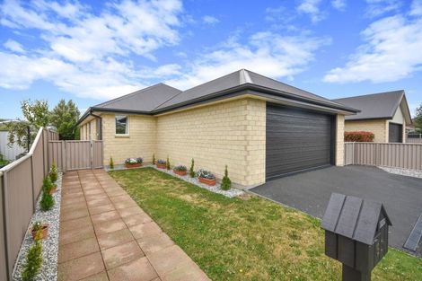 Photo of property in 61b Argyle Street, Mosgiel, 9024