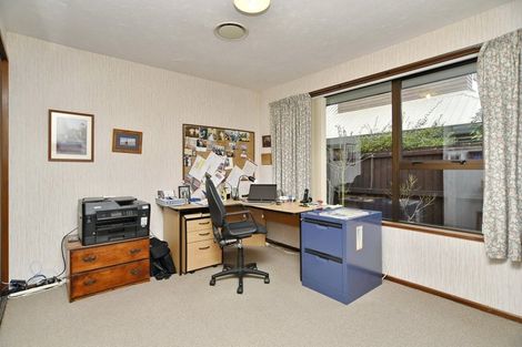 Photo of property in 4 Clotilda Place, Bishopdale, Christchurch, 8053