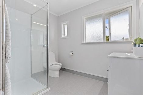 Photo of property in 3 Adriatic Avenue, Henderson, Auckland, 0612