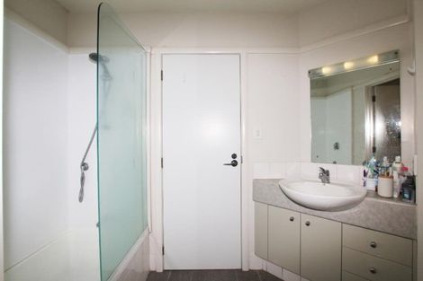 Photo of property in Madison On The Square Apartments, 3a/37 Federal Street, Auckland Central, Auckland, 1010