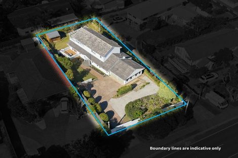 Photo of property in 355 East Coast Road, Mairangi Bay, Auckland, 0630