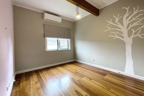 Photo of property in 2/20 Brook Street, Milford, Auckland, 0620