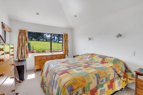 Photo of property in 13 Taipa View Road, Taipa, 0483