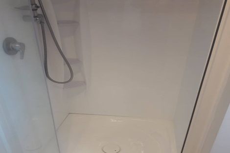 Photo of property in 17 Resolution Place, Bryndwr, Christchurch, 8053