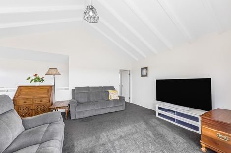 Photo of property in 33 Gala Place, Henderson, Auckland, 0612