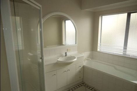 Photo of property in 33 Keswick Crescent, Huntington, Hamilton, 3210