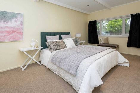 Photo of property in 2/19 Haseler Crescent, Howick, Auckland, 2014