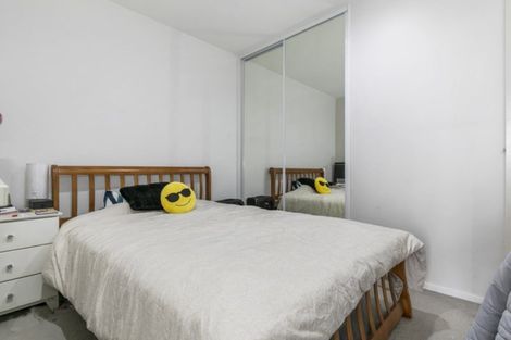 Photo of property in Shoal Haven Apartments, 106c/130 Anzac Street, Takapuna, Auckland, 0622