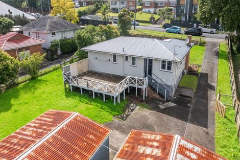 Photo of property in 7 Newington Road, Henderson, Auckland, 0612