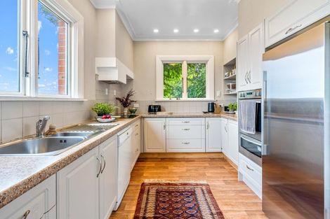 Photo of property in 16 Marewa Street, Kew, Dunedin, 9012